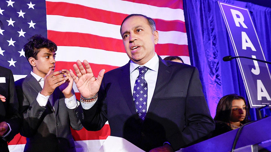 Dem lawmaker sparks online outrage for blaming Trump's low approval for WHCA Dinner shooting